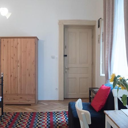 Friendly Home In The Center Budapest Esterno foto