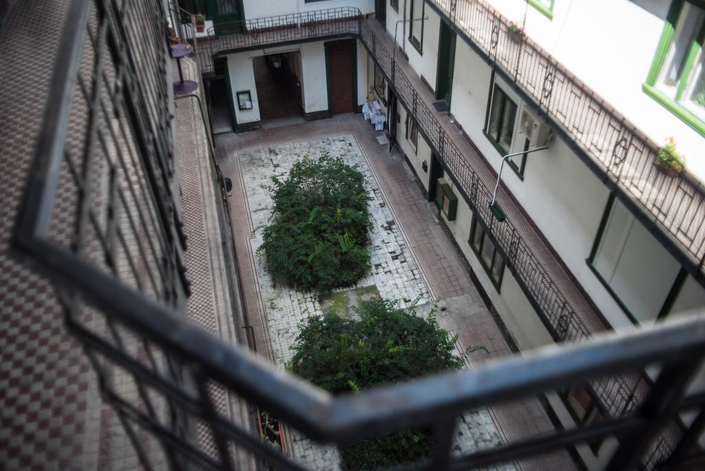 Friendly Home In The Center Budapest Esterno foto